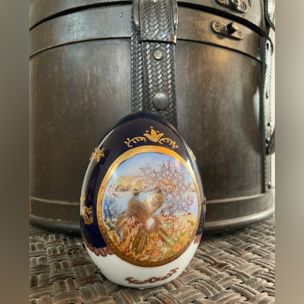 Limoges Vintage Egg